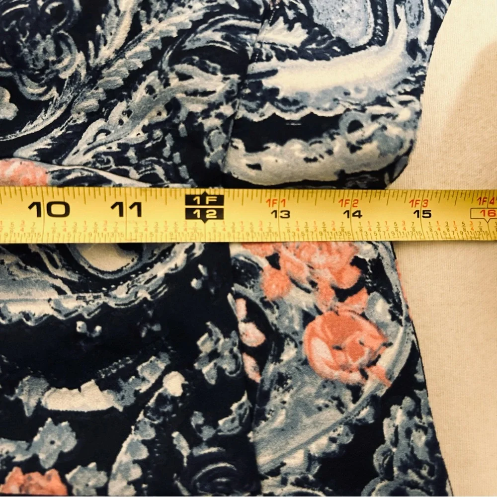Torrid‎ Women Blue Paisley Print Pleated Short Size 2X